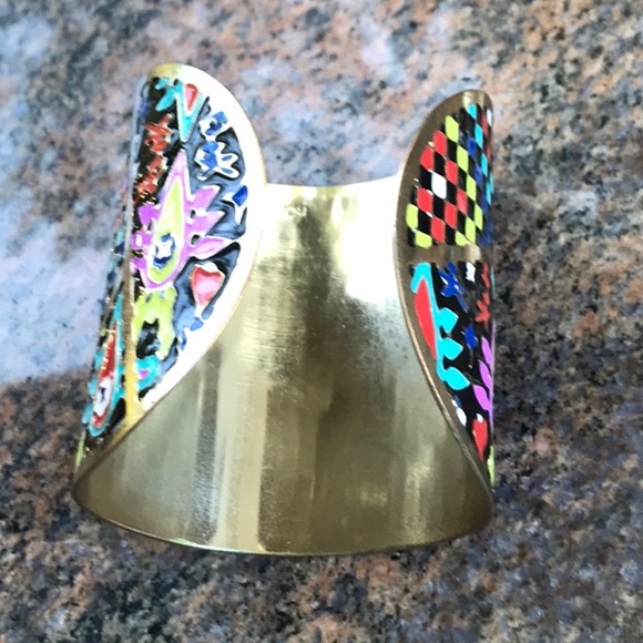 Cuff - Picture 3 of 3